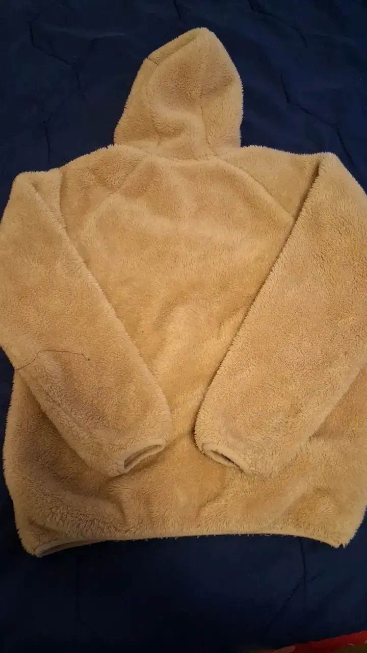 Chaqueta de felpa beige con capucha - 3