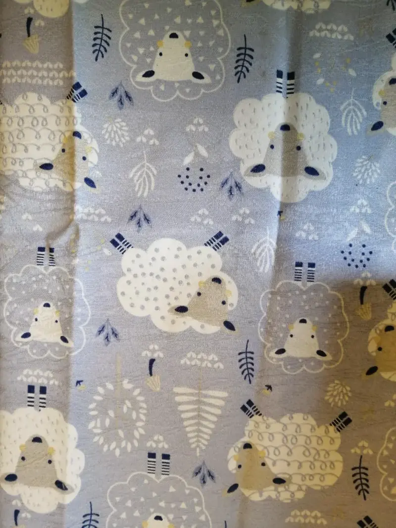 Cubre coche de bebé Mochitos Kids con diseño de ovejas - 4