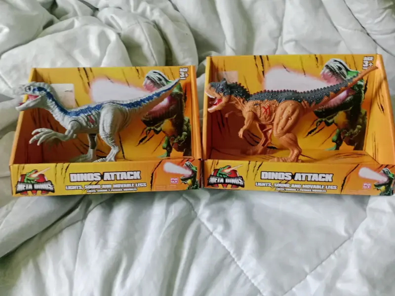 Set de Dinosaurios Dinos Attack con Luces y Sonido - 1