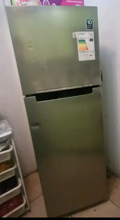 Refrigerador digital inverter. congelador superior - miniatura 1