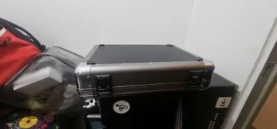 Maletín de Aluminio Vanguard con Cerradura - miniatura 2