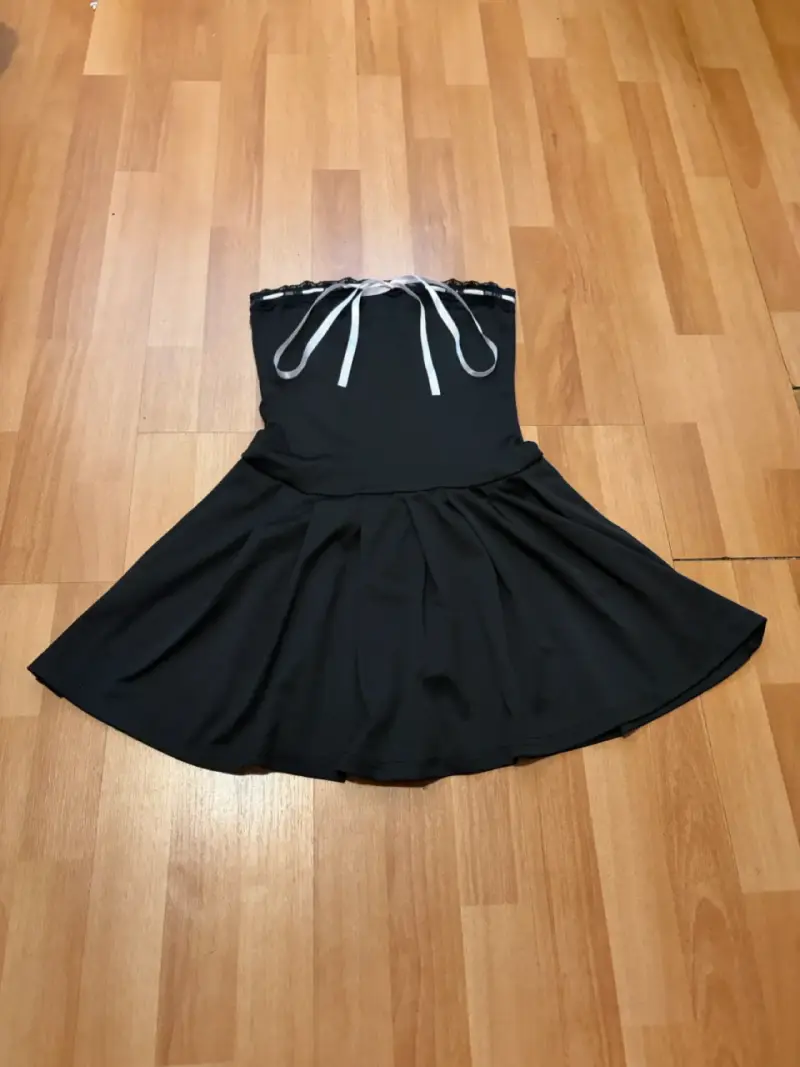 Vestido negro coquette NUEVO