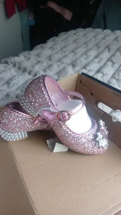 Zapatos de fiesta para niña con brillo rosa - miniatura 2