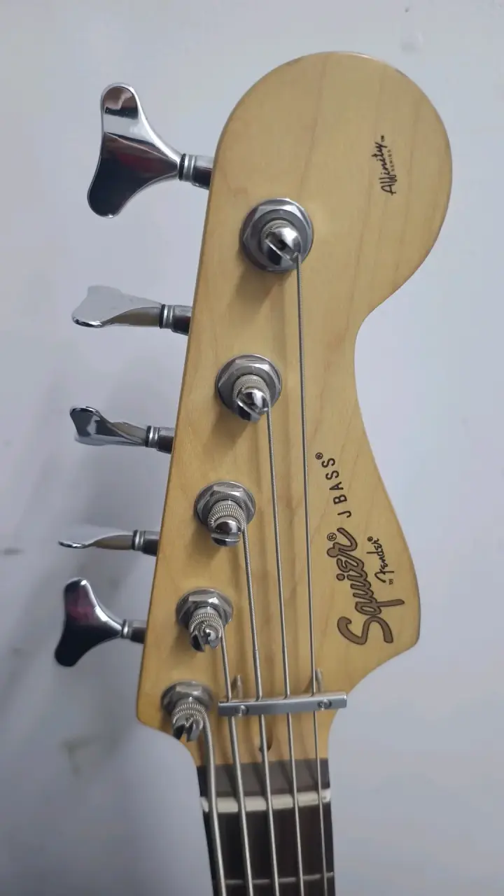 Bajo eléctrico Squier Jazz Bass 5 cuerdas - 3