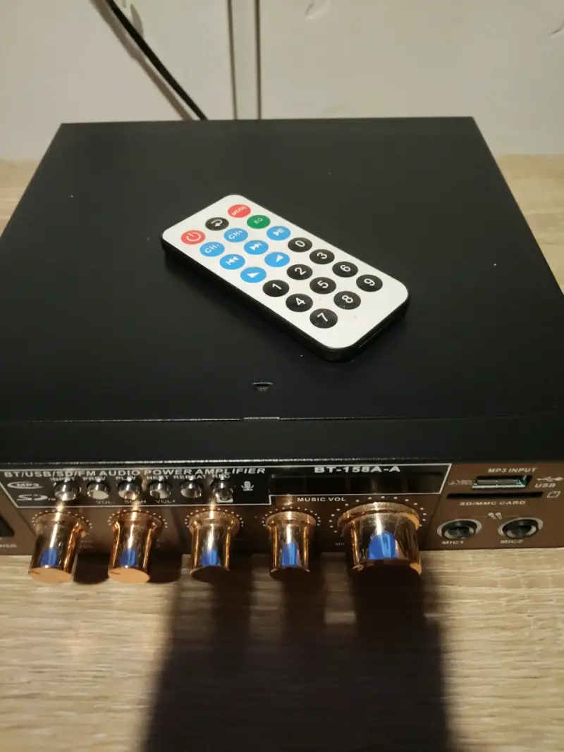 Parlantes Sony con amplificador BT-158A - 2
