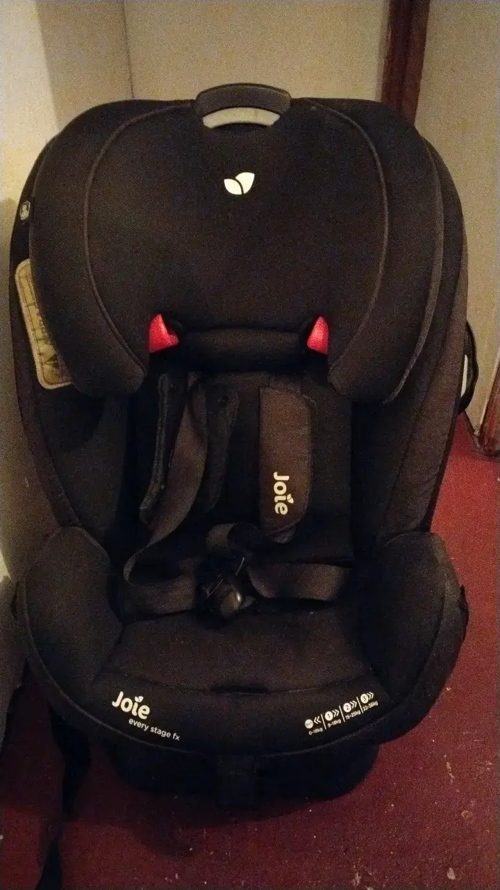 Silla de auto Joie Every Stage FX negra - 1