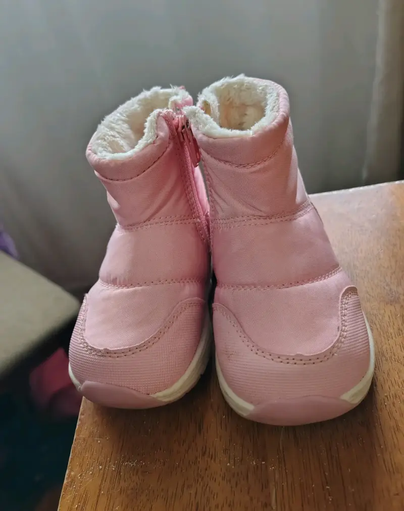 Botines de invierno para niña rosados - 1