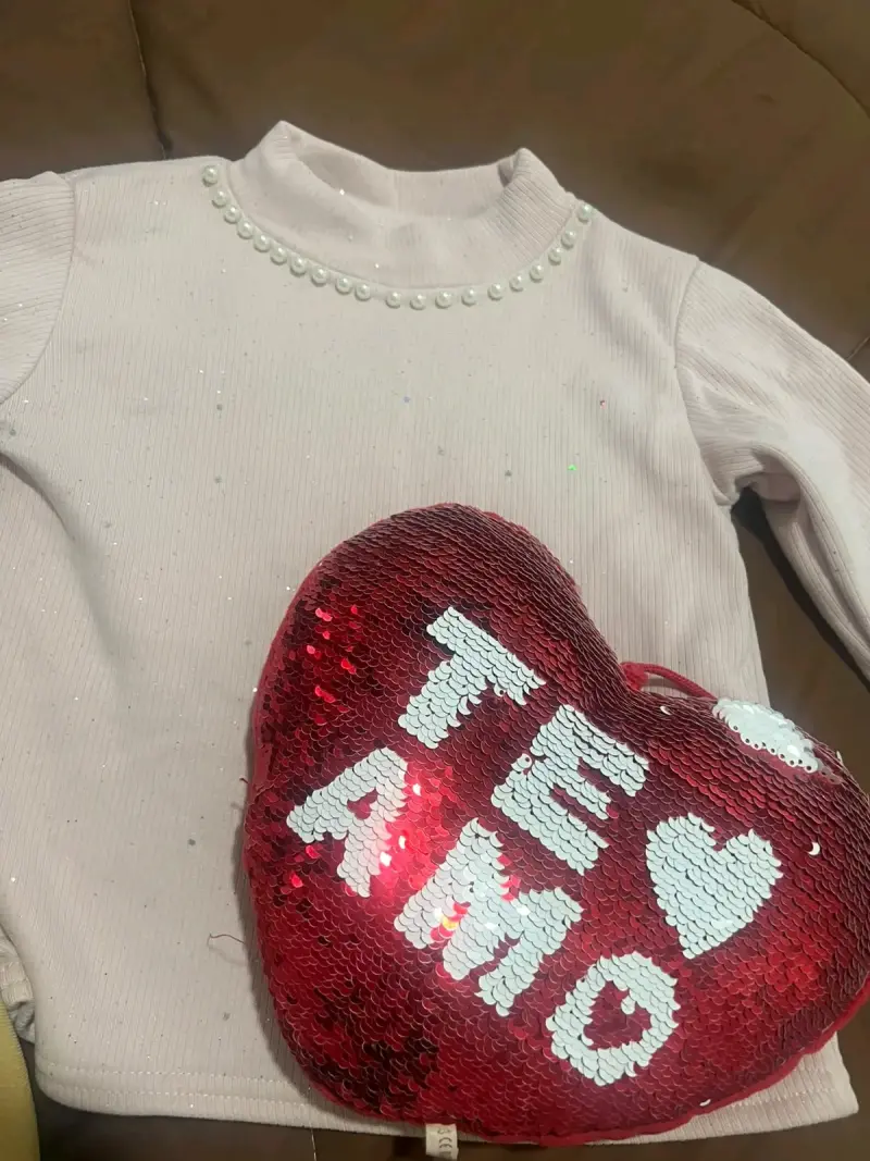 Conjunto de ropa infantil variada - 6