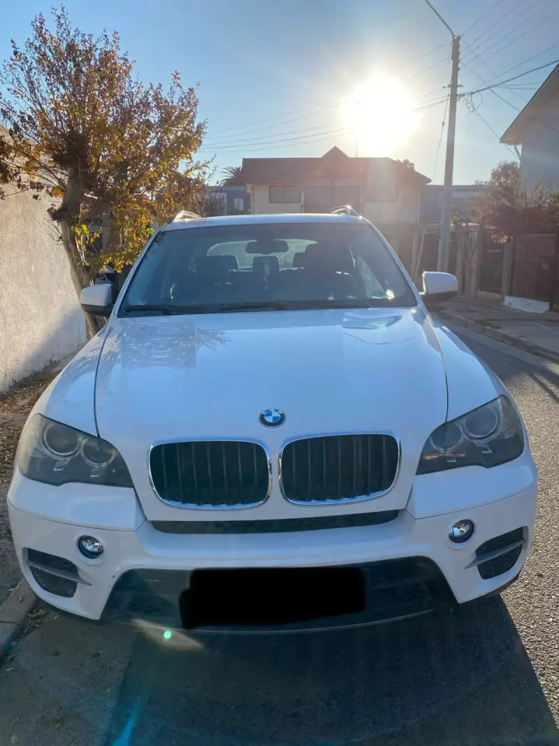 BMW X5 SUV Blanco en Buen Estado