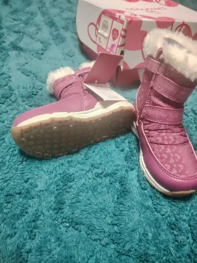 Botas de invierno para niña color rosa con forro de peluche - miniatura 3
