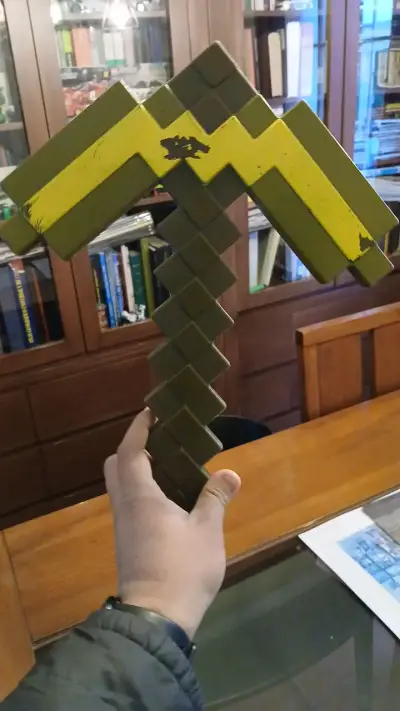 pico de minecraft de oro - miniatura 3