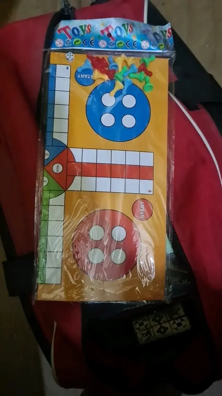 Juego de mesa Ludo clásico para niños