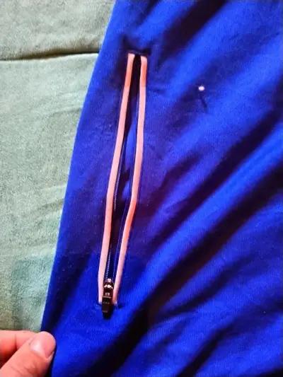 Chaqueta deportiva Adidas ClimaCool azul y negra - miniatura 3