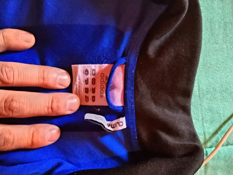 Chaqueta deportiva Adidas ClimaCool azul y negra - 6