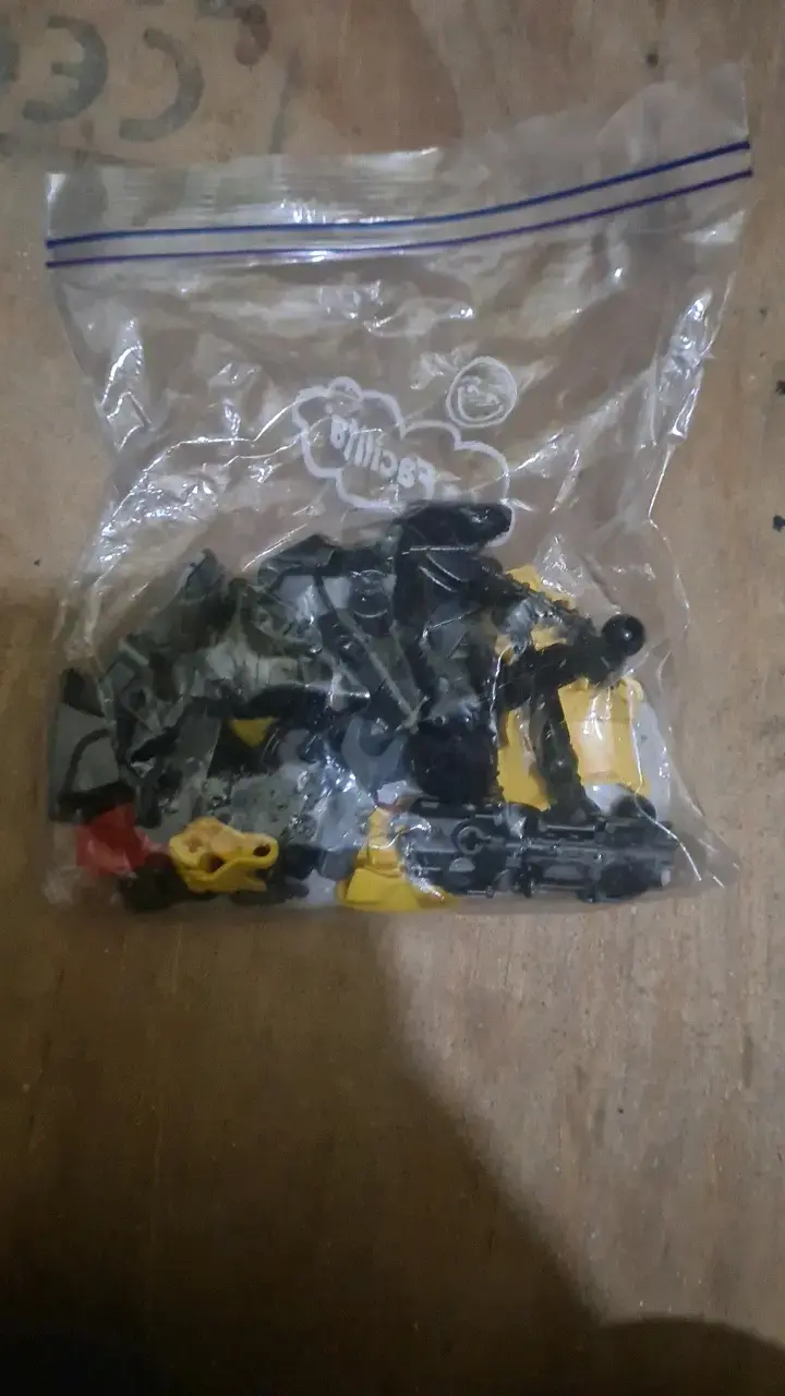 Piezas de construcción tipo Lego variadas