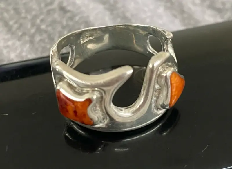 Anillo de plata 925 con diseño moderno y ámbar - 2