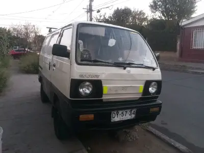 Camioneta Suzuki Carry usada en buen estado - miniatura 2