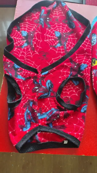 Capita para perro 8x con diseño de superhéroe - miniatura 3
