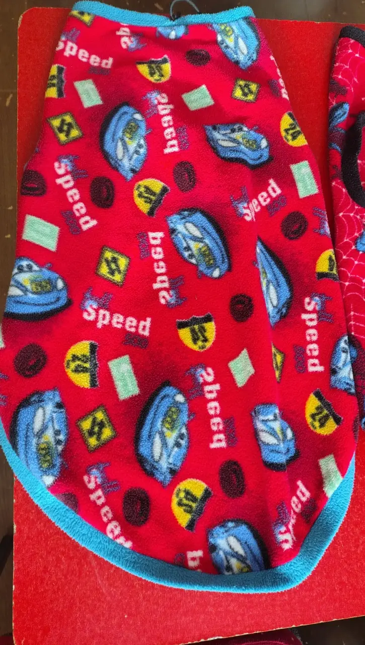 Capita para perro 8x con diseño de superhéroe - 4