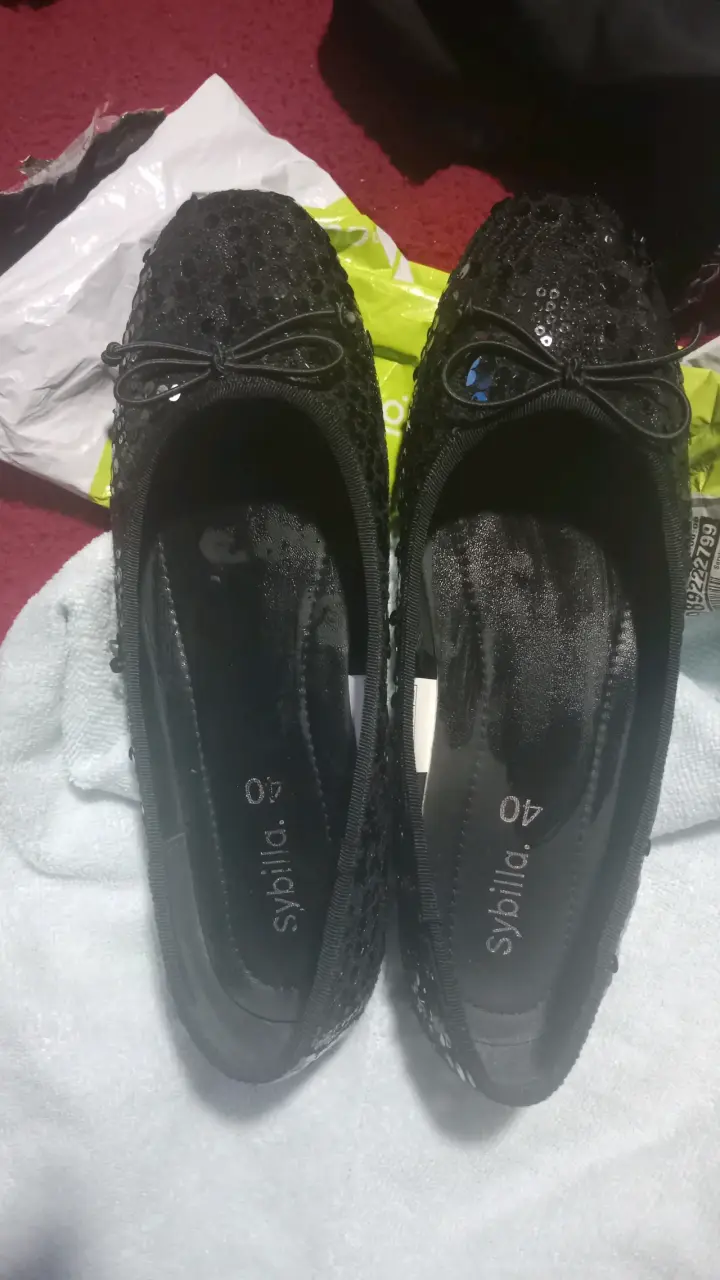 Zapatos planos negros Sybilla con lentejuelas - 2