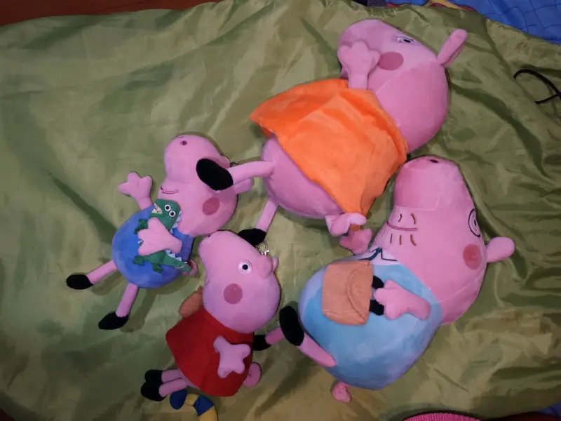 Set de peluches de la familia Peppa Pig - 3