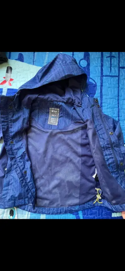 Chaqueta impermeable azul con capucha Lippi - miniatura 3