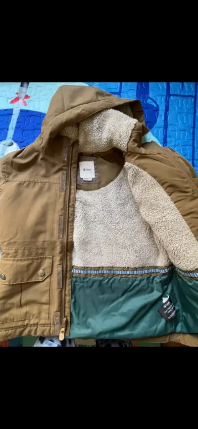 Chaqueta lippi con capucha color caqui - miniatura 3