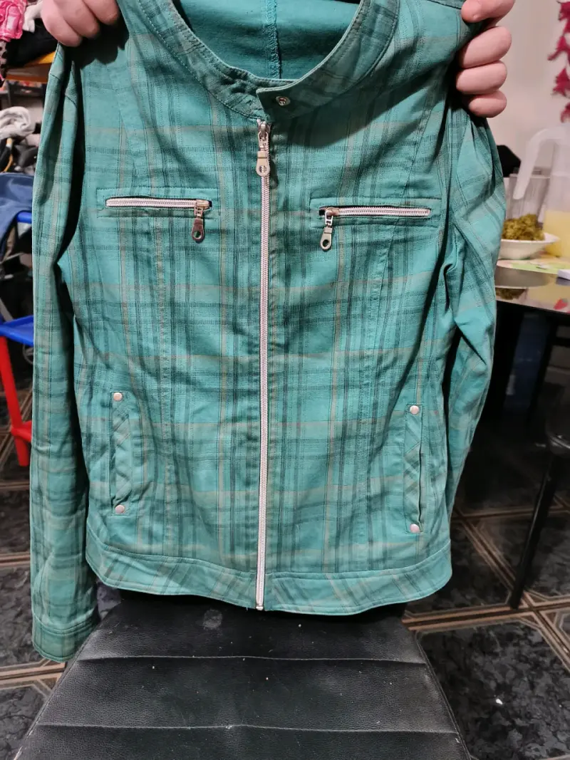 Chaqueta verde a cuadros para mujer - 1