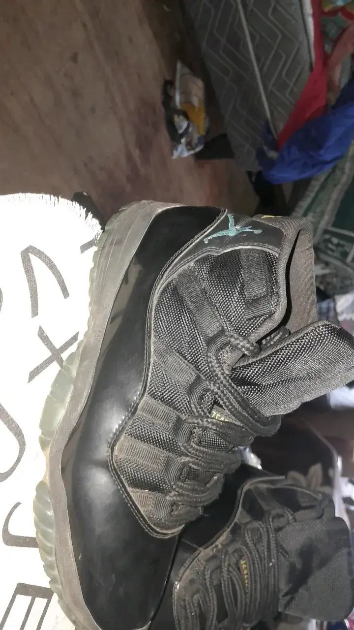 Botas negras de hombre estilo deportivo - 2