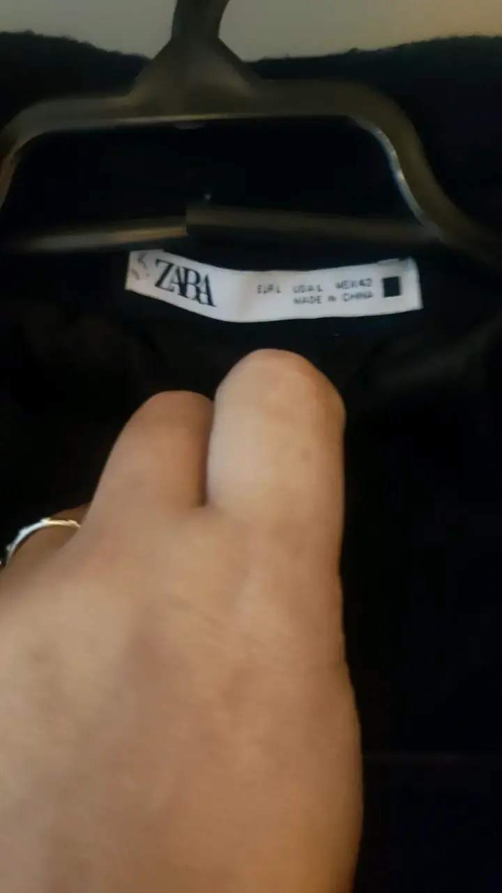 Abrigo largo negro Zara para hombre - 2