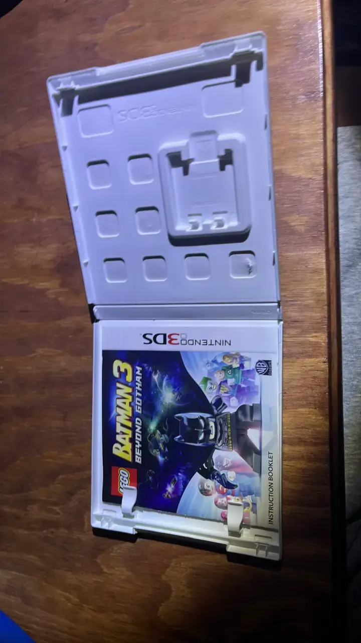 Caja LEGO Batman 3 Beyond Gotham para Nintendo 3DS - 3