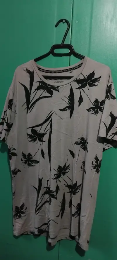 Polera estampada floral gris Aussie - miniatura 1