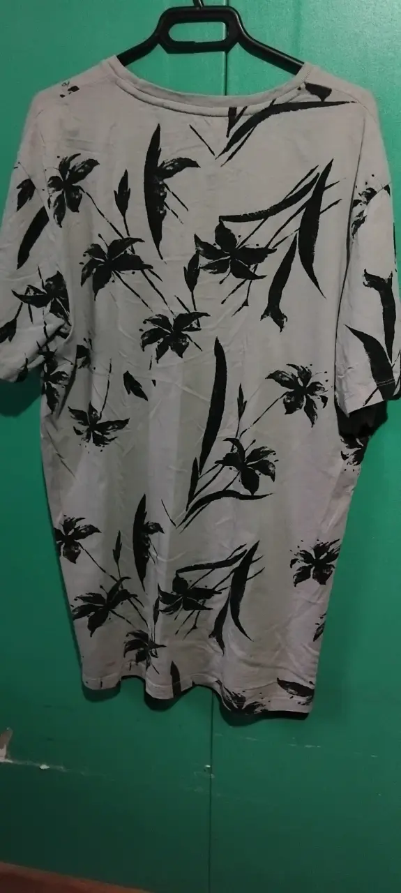 Polera estampada floral gris Aussie - 2