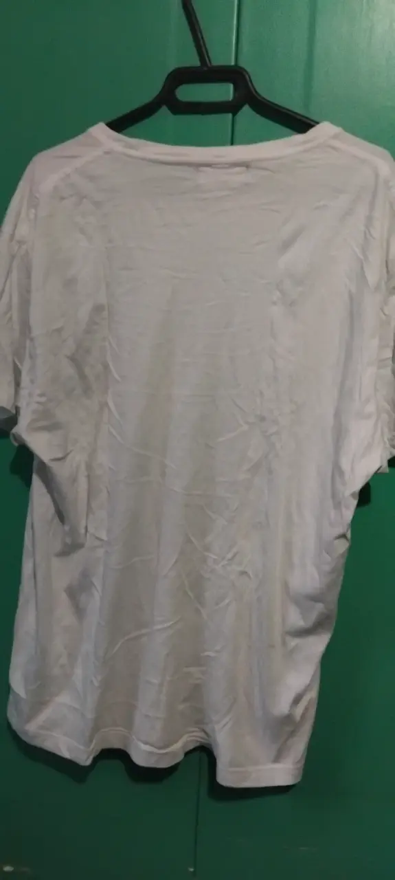 Polera blanca con diseño gráfico Opposite - 2