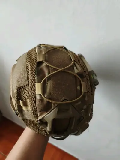 Casco balistico táctico militar con malla camuflad - miniatura 2