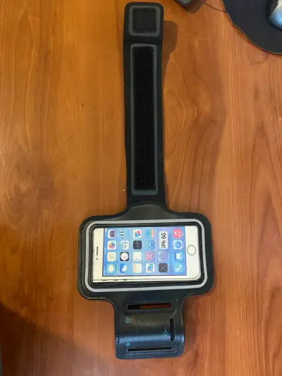 Brazalete deportivo para celular negro - miniatura 1