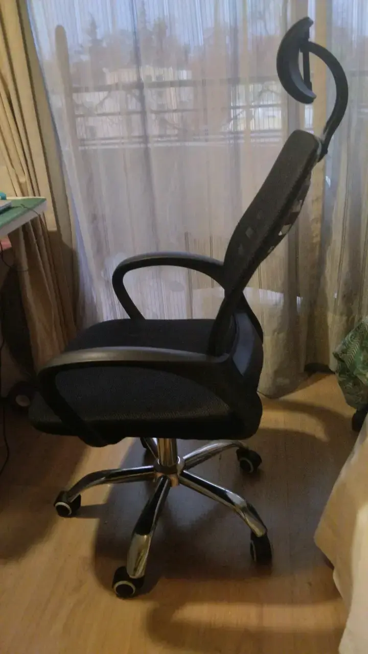 Silla de Oficina Ergonómica Negra con Reposacabezas - 2
