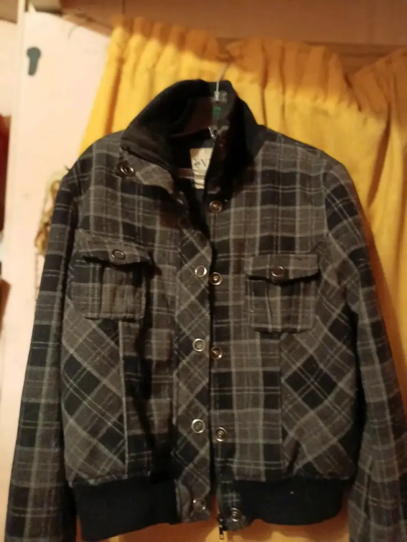 Chaqueta de cuadros para mujer con bolsillos
