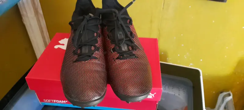 Zapatos de fútbol, talla 42 - Chaqueta Mujer - 1