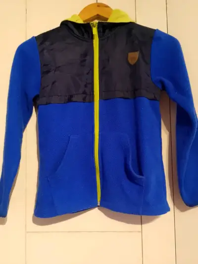 Chaqueta polar azul con capucha para niños - miniatura 1