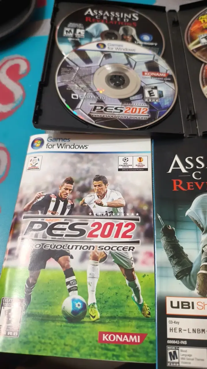 Juegos de PC: Assassin's Creed, PES 20, NFS - 3