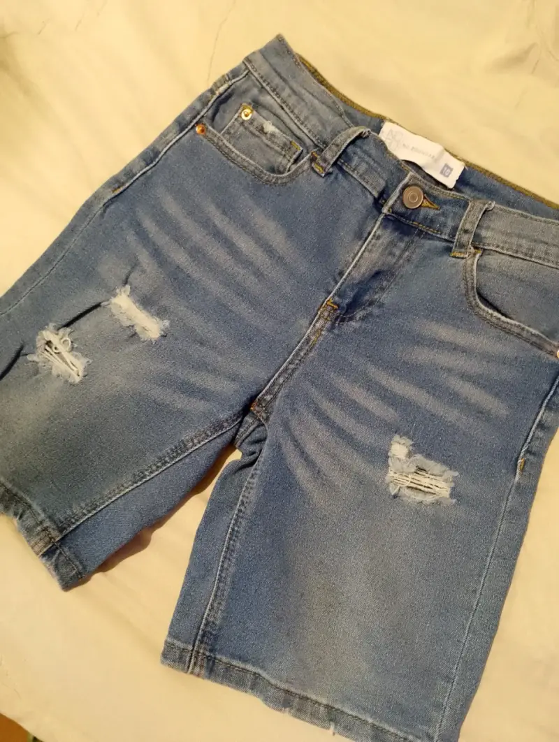 Shorts de mezclilla desgastados niño - 1