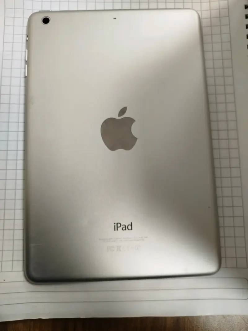 iPad Mini Apple en buen estado - 3