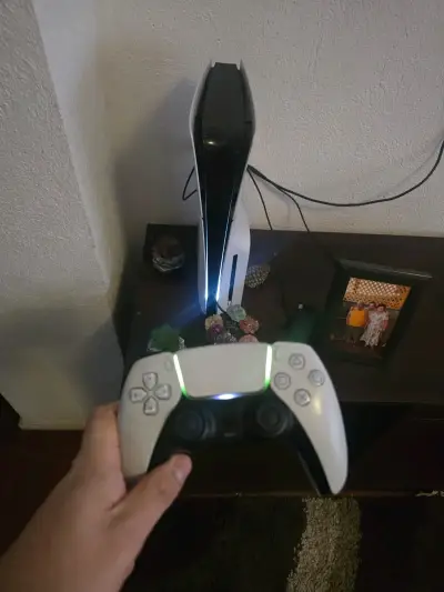 Play Station 5 Slim 1tb Con Lector De Discos - miniatura 4