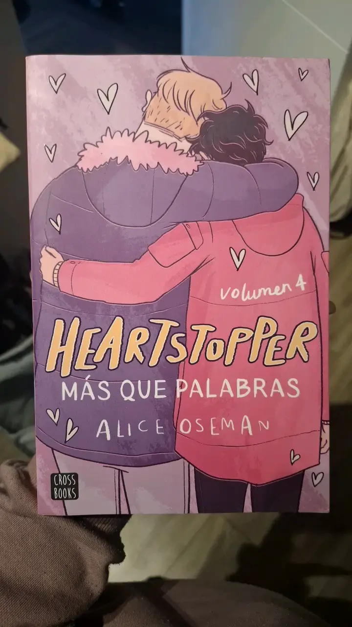 Libro Heartstopper Volumen 4 de Alice Oseman - 1