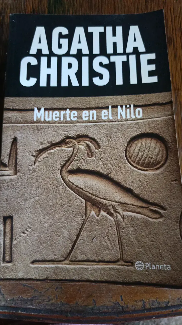Libro Muerte en el Nilo de Agatha Christie - 1