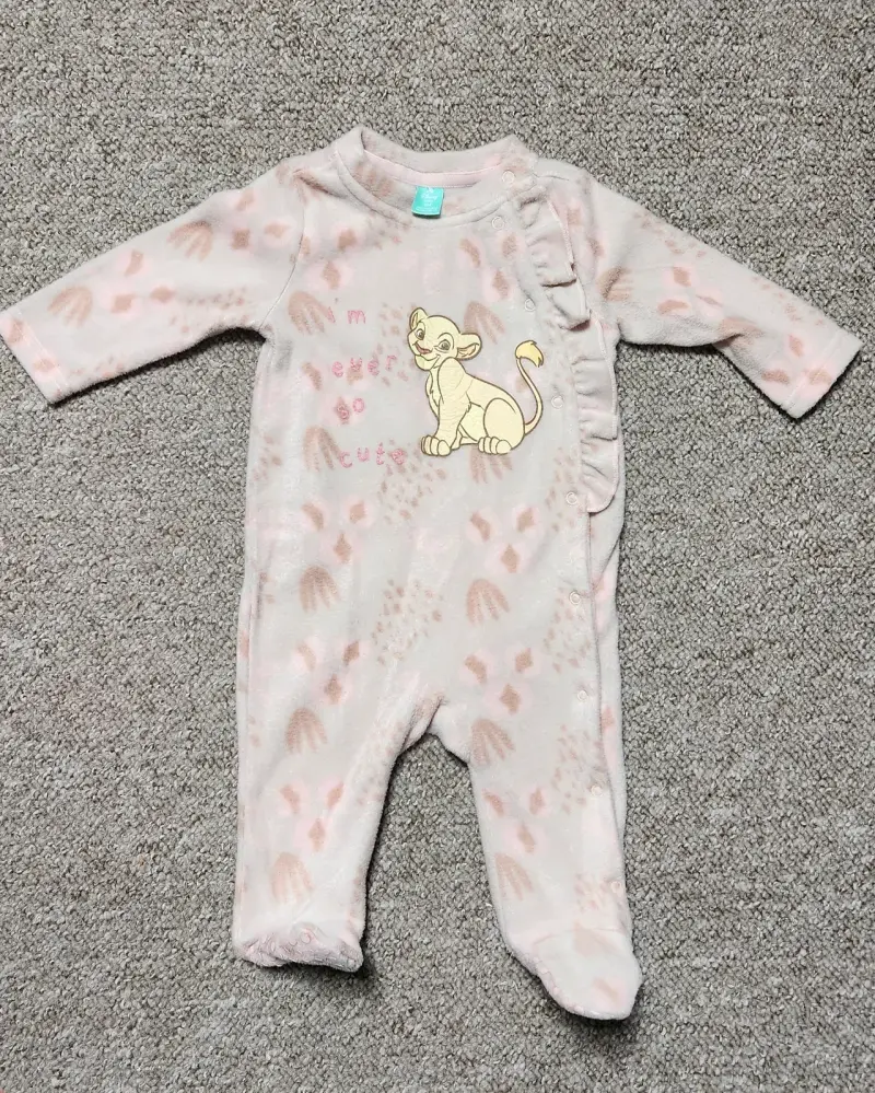 Pijamas de bebé con diseños de personajes - 1