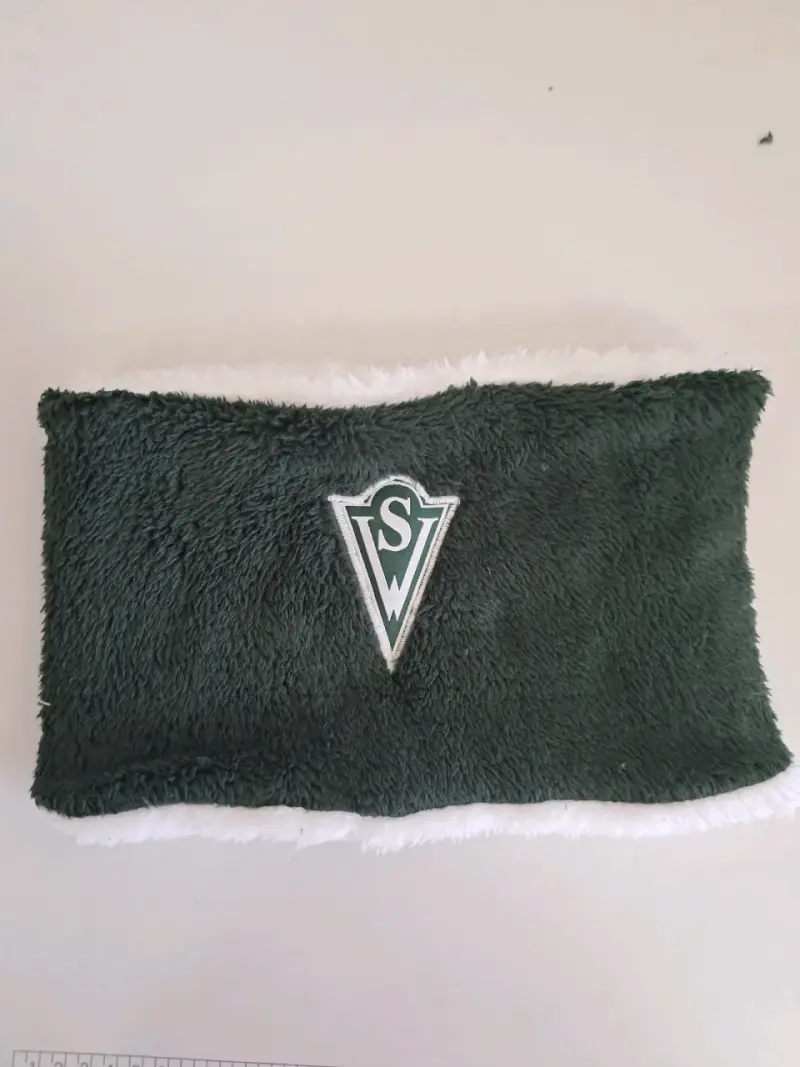 Cuello Santiago Wanders