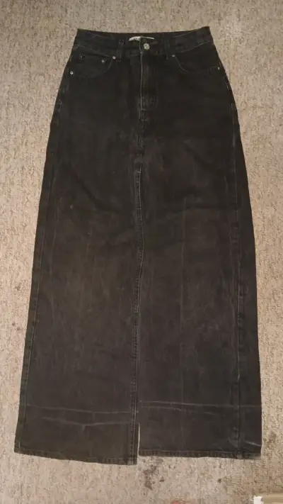 Baggy jeans negros marca gloria talla 44 - miniatura 1
