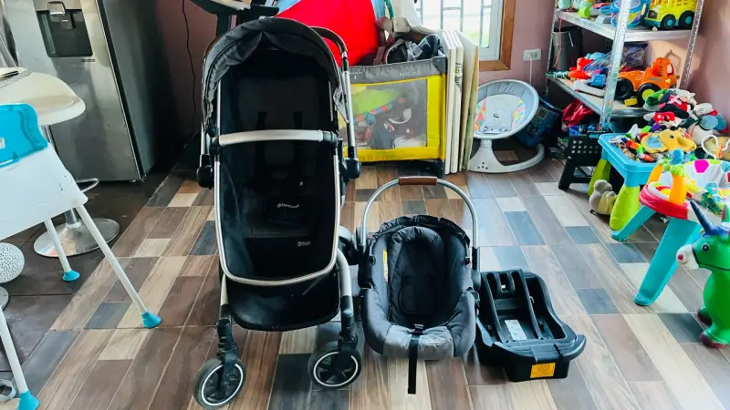 Coche de bebé con silla y base Bebesit - 1